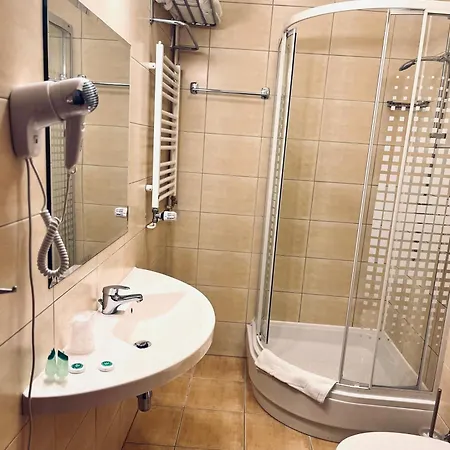 Hotel Gosciniec Sucholeski 3*