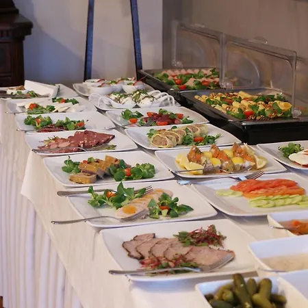 Hotel Gosciniec Sucholeski Suchy Las