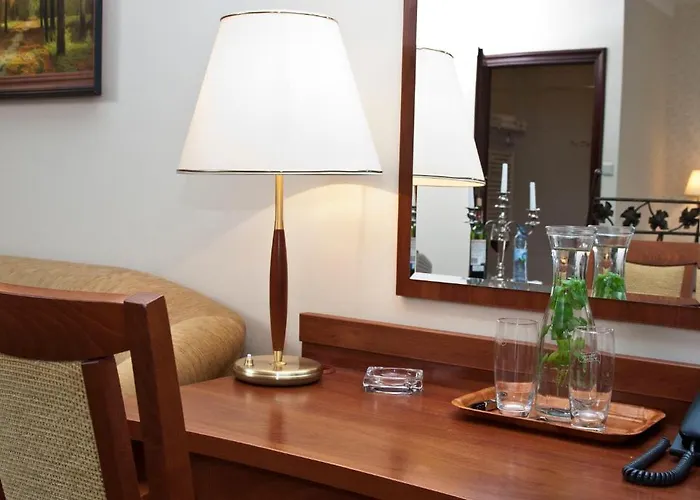 Hotel Gosciniec Sucholeski 3*